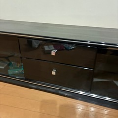 ヤマダデンキ オリジナルテレビ台 高級クローズタイプの画像