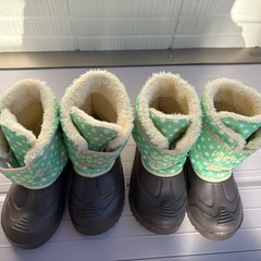 子供用ブーツの画像