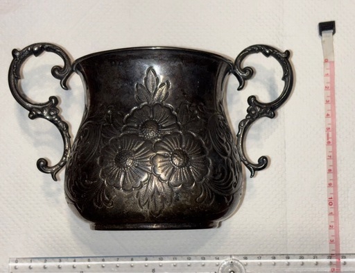 イタリア製 アンティーク シュガーポウル （800シルバー／手作業製）