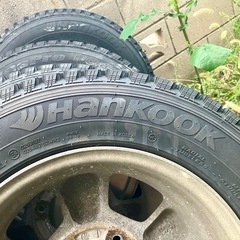 スタッドレスタイヤ4本セット、ホイール付の画像