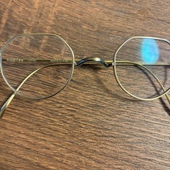 金子眼鏡の画像