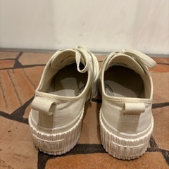 Converse厚底スニーカーの画像