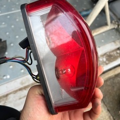 ゼファー750 テールレンズの画像