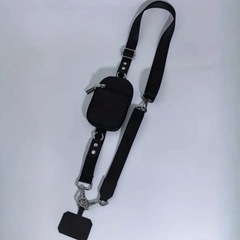 ショルダーストラップ付きポーチ ブラックの画像