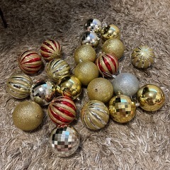 【早く来れる方優先】クリスマスツリー　オーナメント付の画像