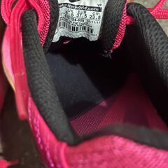 NIKE フットサルシューズ 23.5cm ピンクの画像