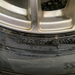 商談中　
トーヨータイヤ　スタッドレス　215/70R16  の画像