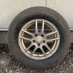 商談中　
トーヨータイヤ　スタッドレス　215/70R16  の画像