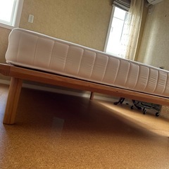 【無印良品】ダブルベッドフレーム+マットレスの画像