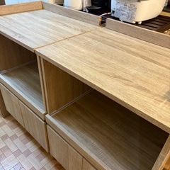 カウンターキッチン棚の画像