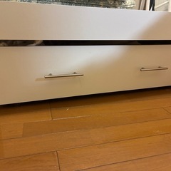 ベットフレーム
の画像