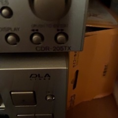 OnkyoのINTEC205シリーズオーディオ機材の画像