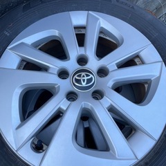 純正の前期50プリウスタイヤホイール
の画像