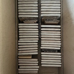 美品　かるかるブリック　超軽量ブリック　 Lサイズ半丁 230枚入　軽量レンガの画像