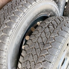 ジャンク 155/65R13 古いスタッドレス 4本  鉄ホイール付き ダイハツ 鈴木 軽自動車 の画像