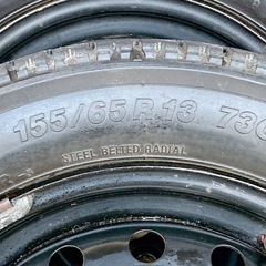 ジャンク 155/65R13 古いスタッドレス 4本  鉄ホイール付き ダイハツ 鈴木 軽自動車 の画像