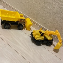 車のおもちゃ、9台の画像