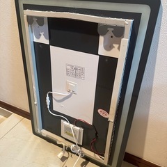 美品　LEDミラー　鏡の画像