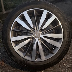 16インチ　スタッドレスタイヤ　フィットRS の画像