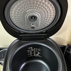 炊飯器(3ごう合)の画像