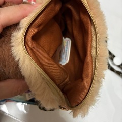 ひとつしかないです✨ベビースリー　携帯バックの画像