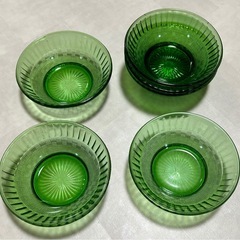 【昭和レトロ】ガラスの器✳︎レトロな雰囲気のカフェにぴったり✳︎
の画像