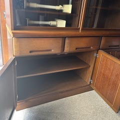 食器棚　の画像