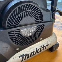 早い物勝ち❗️現状　マキタコンプレッサー　2台　の画像