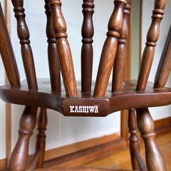 木製　椅子　の画像