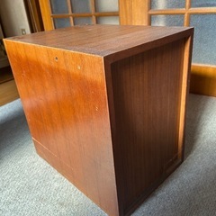 キャビネット　47×34の画像