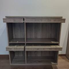 マガジンディスプレイラック　本棚の画像