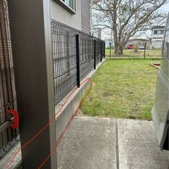 カーポート(多分アルミ材)の画像