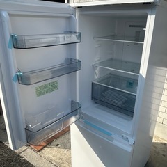 2023年製！ SHARP 179L 冷蔵庫の画像