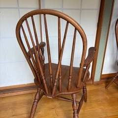 木製　アームチェアの画像