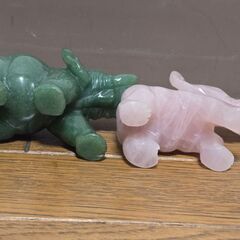 象 パワーストーン 天然石 ローズクォーツ グリーンアベンチュリン 動物 置物の画像