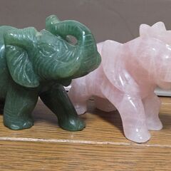 象 パワーストーン 天然石 ローズクォーツ グリーンアベンチュリン 動物 置物の画像