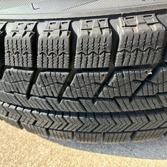 スタッドレスタイヤの画像