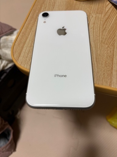 iPhone XR 64GB（モデル番号: MT032J/A）