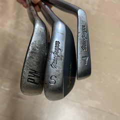 マグレガー Synchroliteのクラブ2本とARCADIVA WETTのクラブ1本の計3本セットの画像