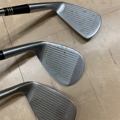 マグレガー Synchroliteのクラブ2本とARCADIVA WETTのクラブ1本の計3本セットの画像