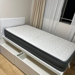 ニトリ　シングルベッド(フレーム、マットレス)の画像