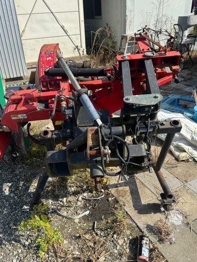 畦塗り機　クボタ34馬力で使用