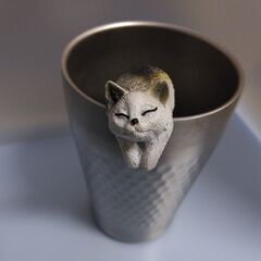 猫のフィギュアの画像