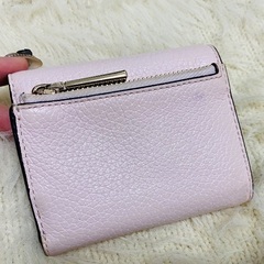 (受け渡し予定者とお話中)ケイトスペード 財布の画像