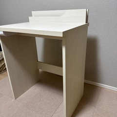 ニトリ　ホワイトデスクの画像