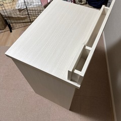 ニトリ　ホワイトデスクの画像