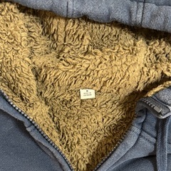 ユニクロ　ボアパーカー　ネイビーＭの画像