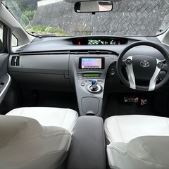 トヨタ プリウス 2011年式 — とても良い状態、事故歴なし！の画像