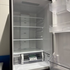 美品☆HITACHI☆3ドア☆315L容量☆自動製氷機付☆クリスタルブラウン色☆お買得冷蔵庫☆の画像