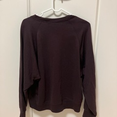 【募集中】【11月末までの出品予定】ユニクロ　レディーストレーナー　ワインレッド　Lサイズの画像